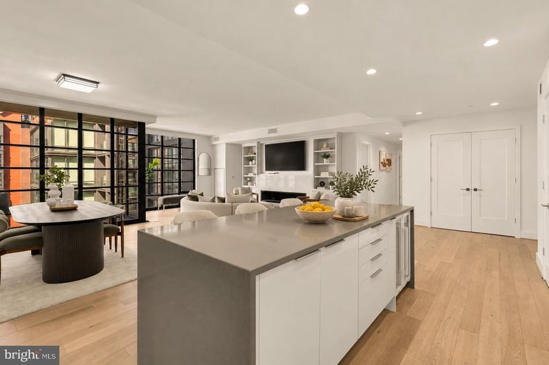 45 Sutton Sq SW #906, Washington, DC 20024