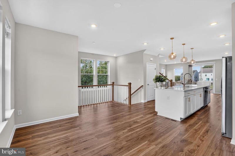 9399 Barnes Loop, Manassas, VA 20110