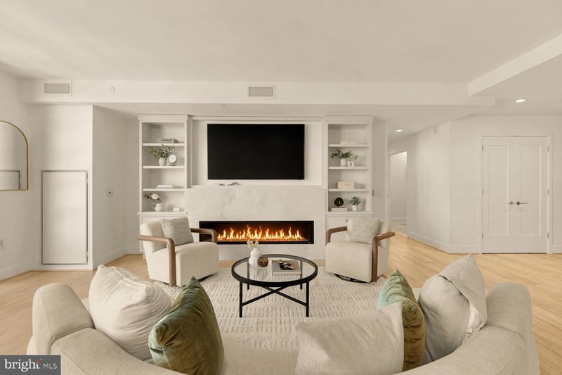 45 Sutton Sq SW #906, Washington, DC 20024