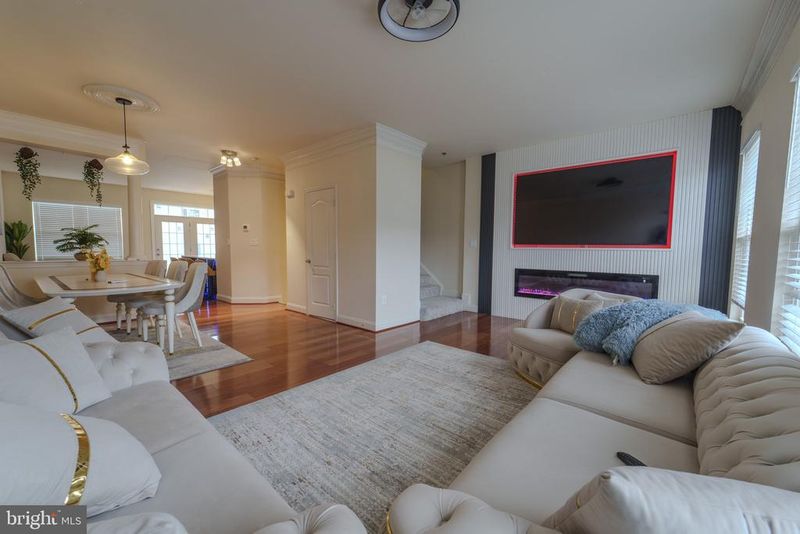 2505 Basin View Ln, Woodbridge, VA 22191