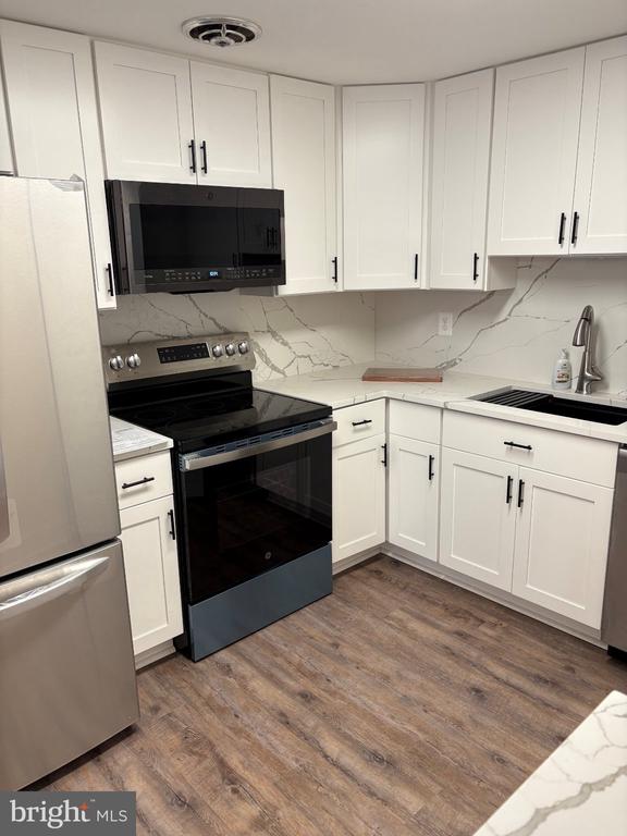 18816 Walkers Choice Rd #3, Montgomery Village, MD 20886