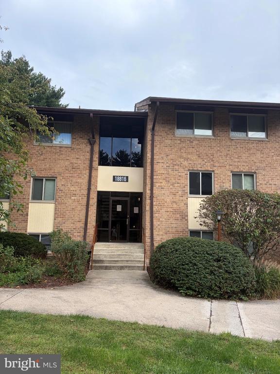18816 Walkers Choice Rd #3, Montgomery Village, MD 20886