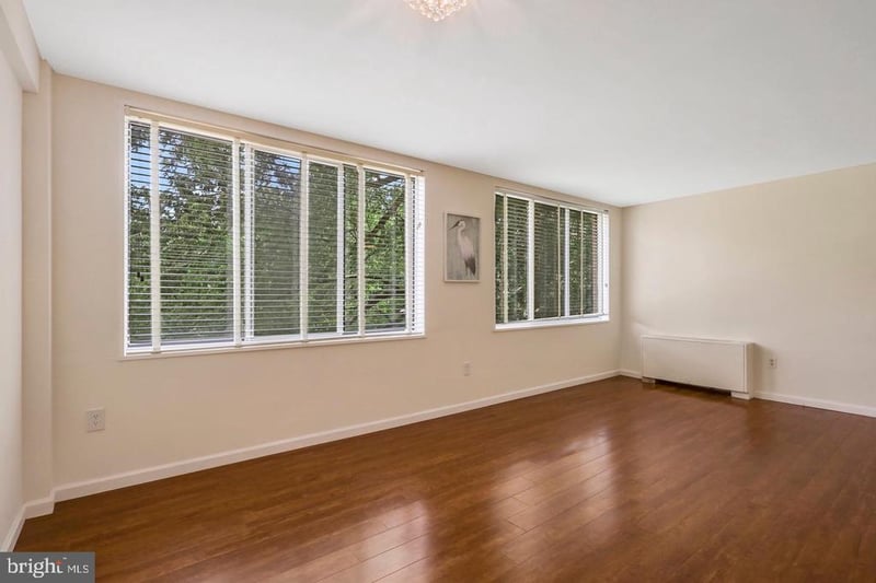 6631 Wakefield Dr #211, Alexandria, VA 22307
