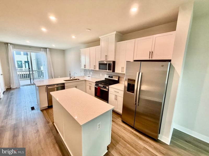13969 Airfoil Rd, Herndon, VA 20171