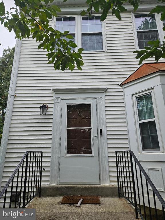 7712 Jacobs Dr, Greenbelt, MD 20770