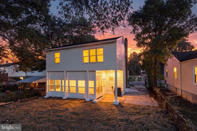 5110 Mangum Rd, College Park, MD 20740