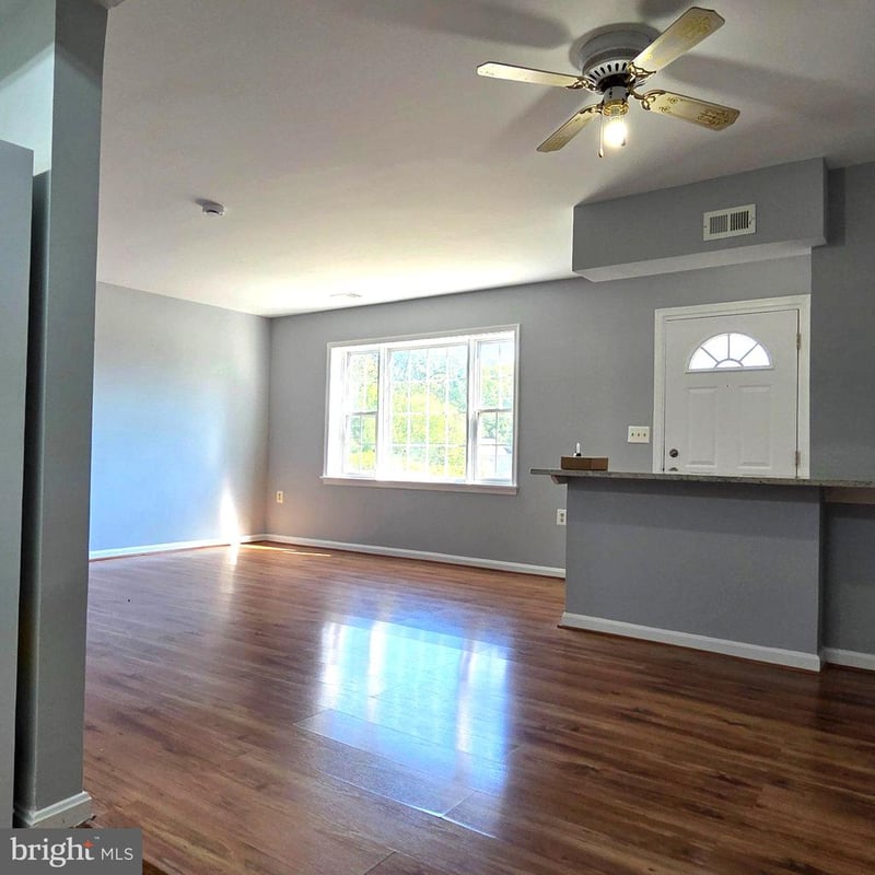 9075 Laurel Rd #O, Laurel, MD 20723