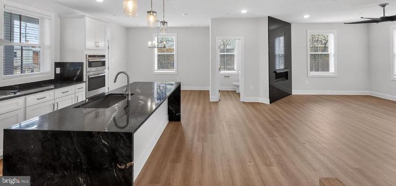 426 Chapel Al #8, Frederick, MD 21701