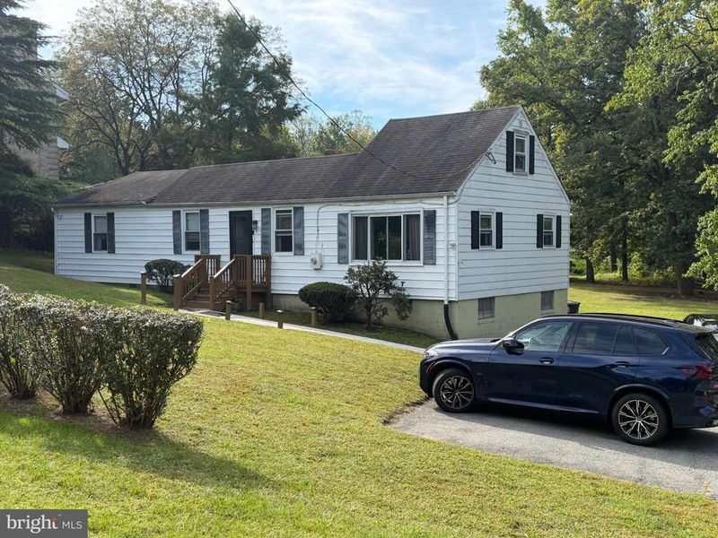 8115 Muirkirk Rd, Beltsville, MD 20705