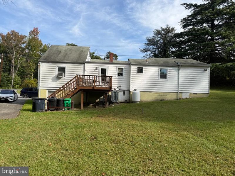 8115 Muirkirk Rd, Beltsville, MD 20705