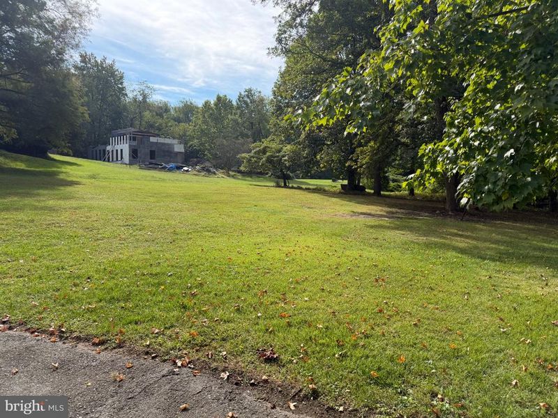 8115 Muirkirk Rd, Beltsville, MD 20705