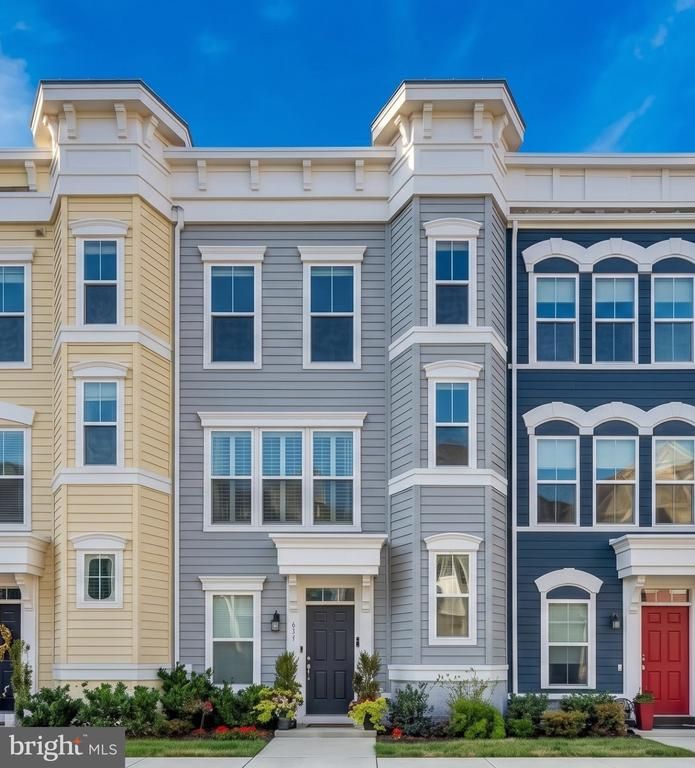1019 Holden Rd, Frederick, MD 21701