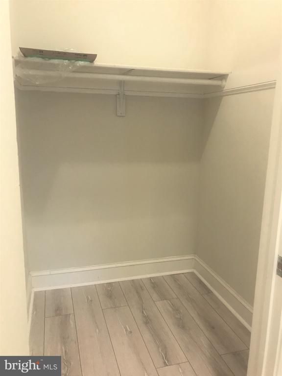 401 Commonwealth Ave #10B, Alexandria, VA 22301