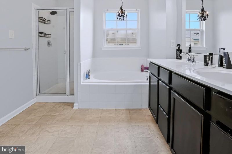 723 Olive Wood Ln, Brooklyn Park, MD 21225