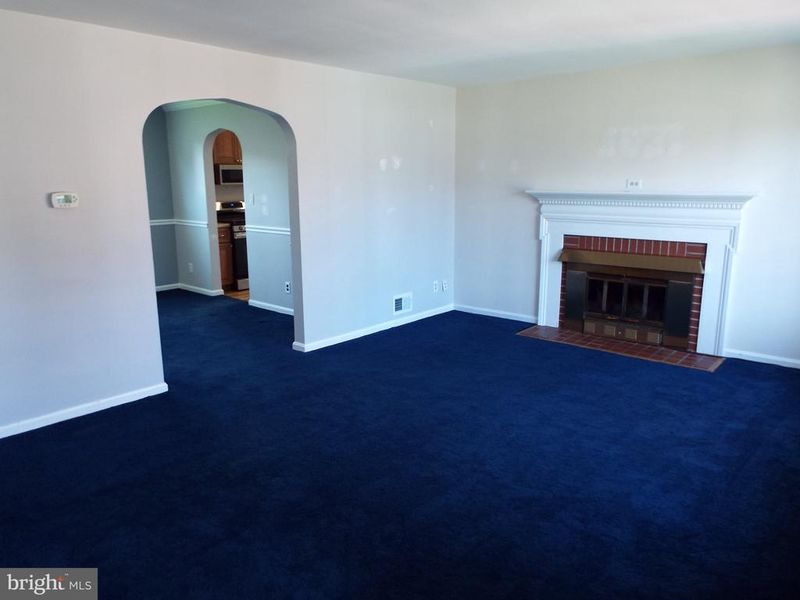 905 Wanda Rd, Linthicum Heights, MD 21090