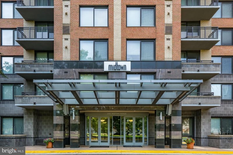 2451 Midtown Ave #715, Alexandria, VA 22303