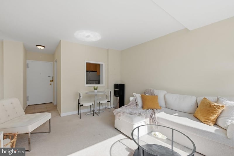 1111 Arlington Blvd #316, Arlington, VA 22209