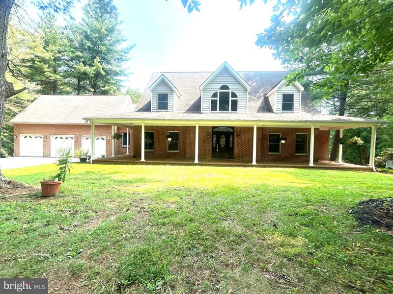 14205 Milltown Rd, Lovettsville, VA 20180