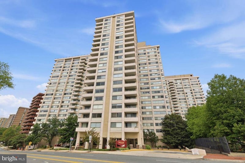 4515 Willard Ave #2018S, Chevy Chase, MD 20815