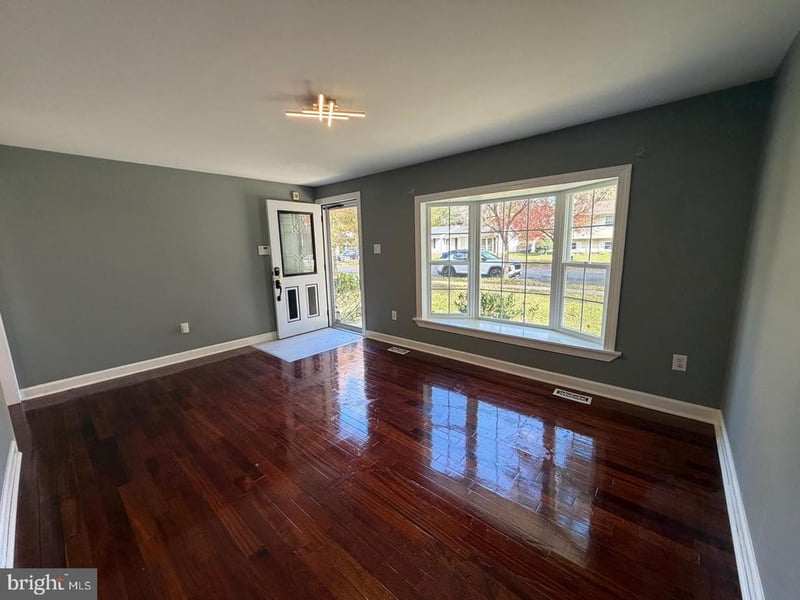 12311 Sturdee Dr, Upper Marlboro, MD 20772