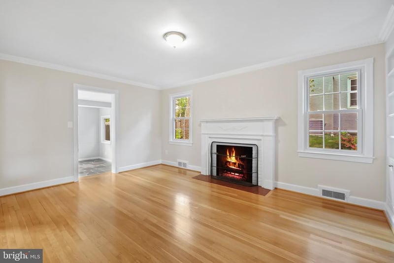 5617 Glenwood Rd, Bethesda, MD 20817