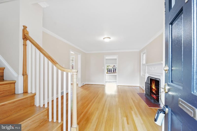 5617 Glenwood Rd, Bethesda, MD 20817