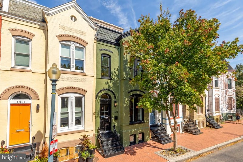 1309 Wallach Pl NW, Washington, DC 20009