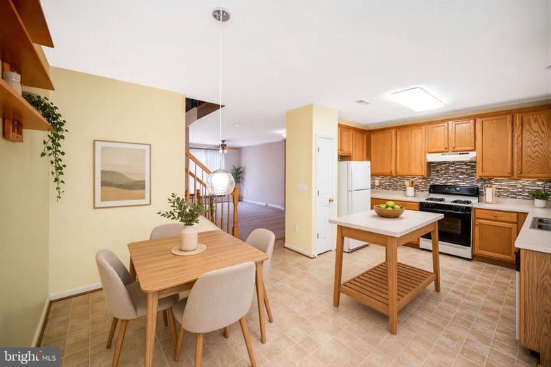 605 Galway Ln, Stafford, VA 22554