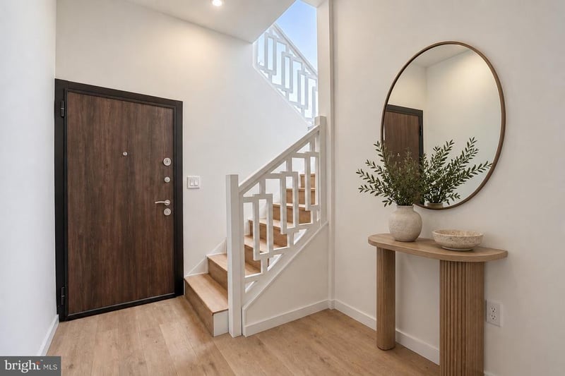 2117 M St NE #PENTHOUSE, Washington, DC 20002