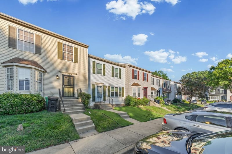 3728 Silver Park Ct, Suitland, MD 20746