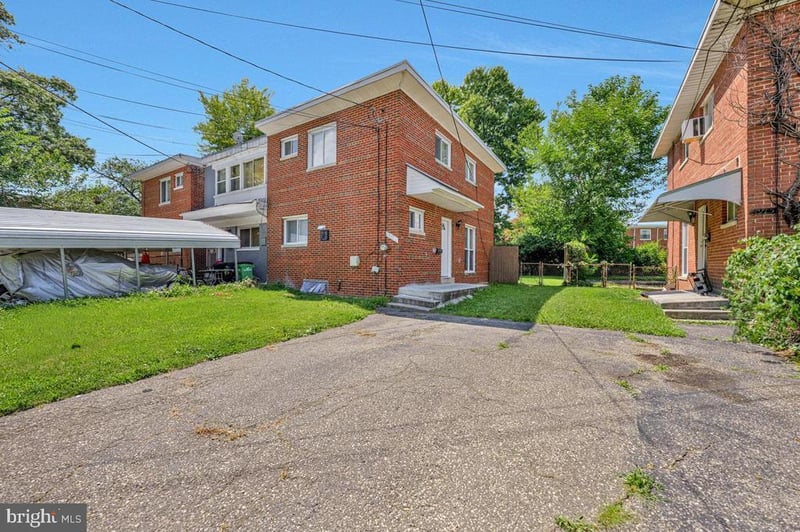3917 Triton Ct, Temple Hills, MD 20748