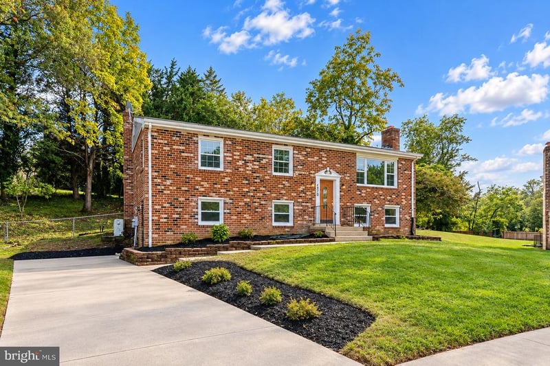12710 Gable Ct, Fort Washington, MD 20744