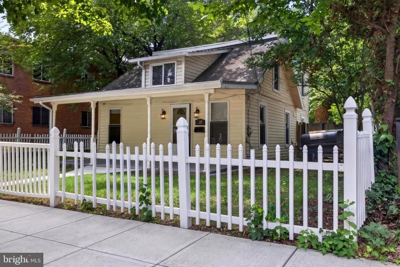 117 Yuma St SE, Washington, DC 20032