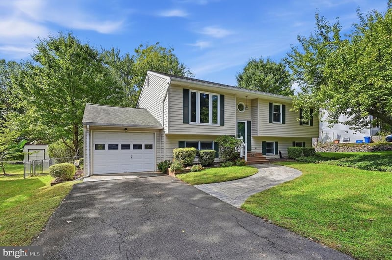 20 Fishback Ct, Warrenton, VA 20186