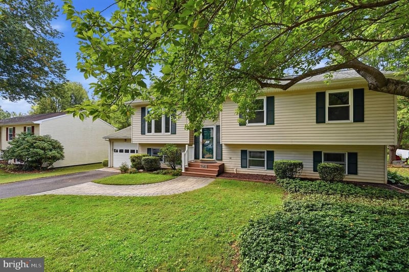 20 Fishback Ct, Warrenton, VA 20186