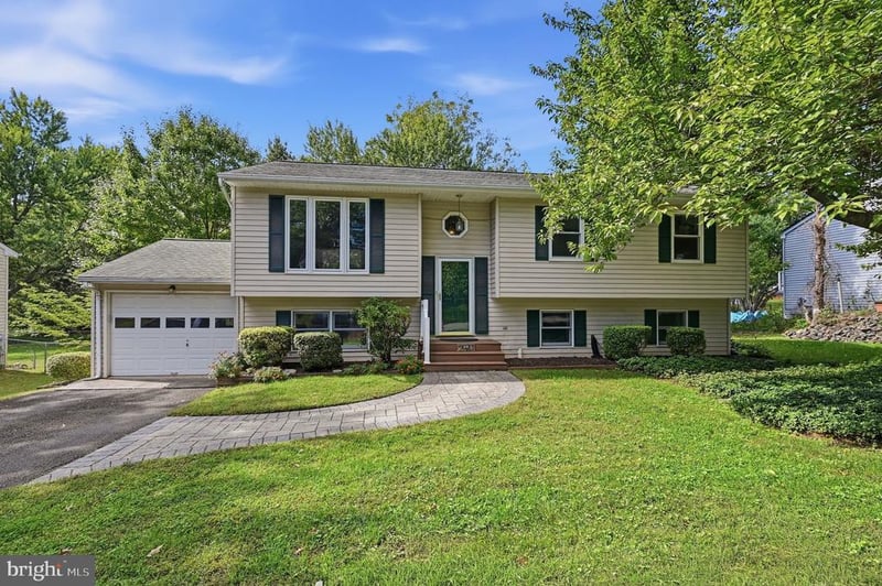 20 Fishback Ct, Warrenton, VA 20186