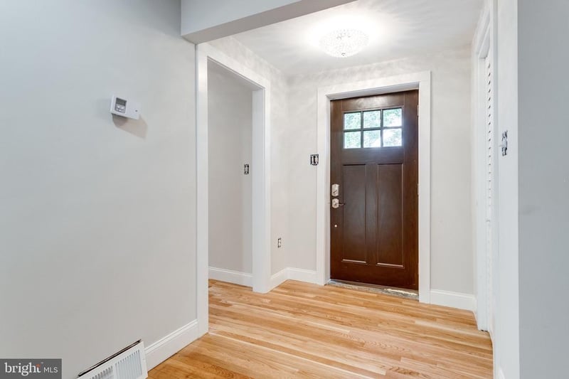 4215 Vacation Ln, Arlington, VA 22207