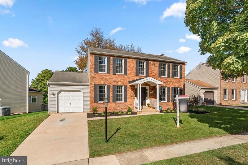 6252 Dawn Day Dr, Columbia, MD 21045
