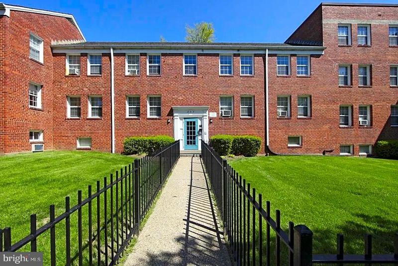 205 Elmira St SW, Washington, DC 20032