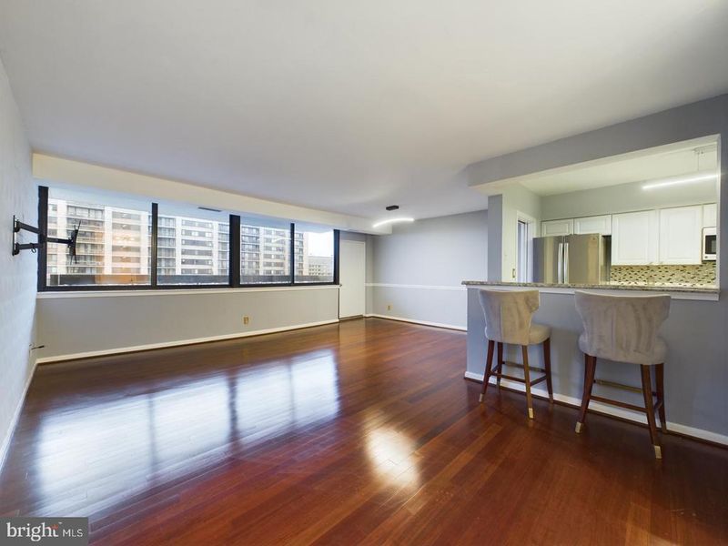 5501 Seminary Rd S #1715S, Falls Church, VA 22041