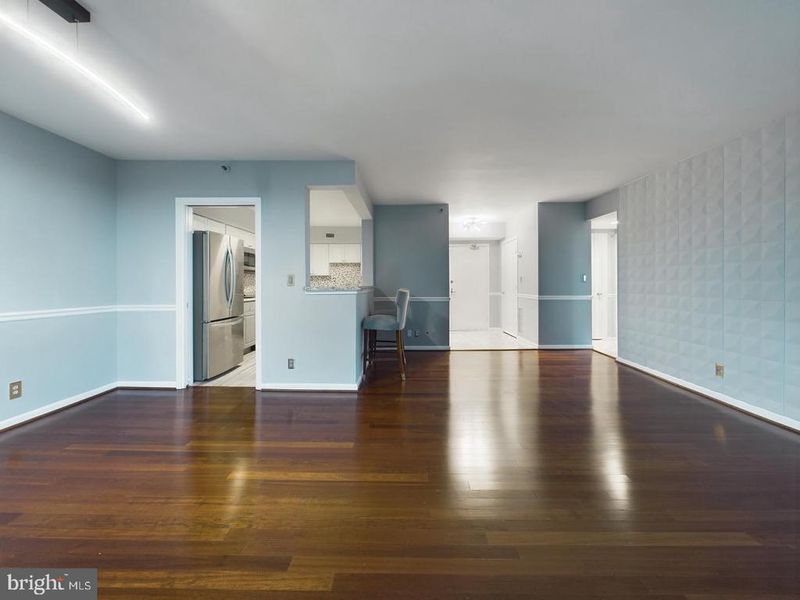 5501 Seminary Rd S #1715S, Falls Church, VA 22041