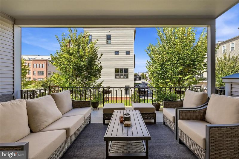42322 Sillas Sq, Brambleton, VA 20148