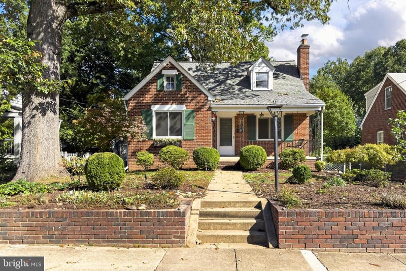 4645 5th St S, Arlington, VA 22204