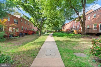 1400 S Barton St #436, Arlington, VA 22204