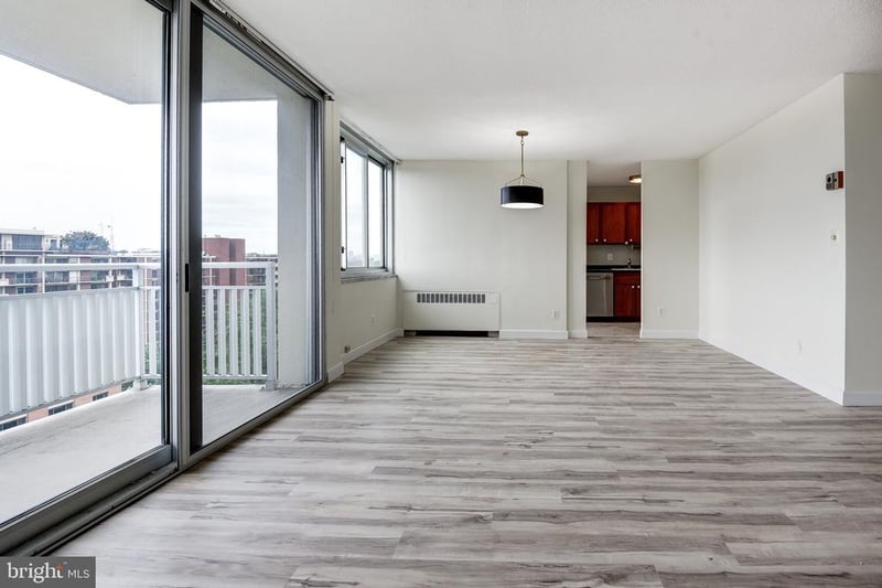 1301 S Arlington Ridge Rd #811, Arlington, VA 22202