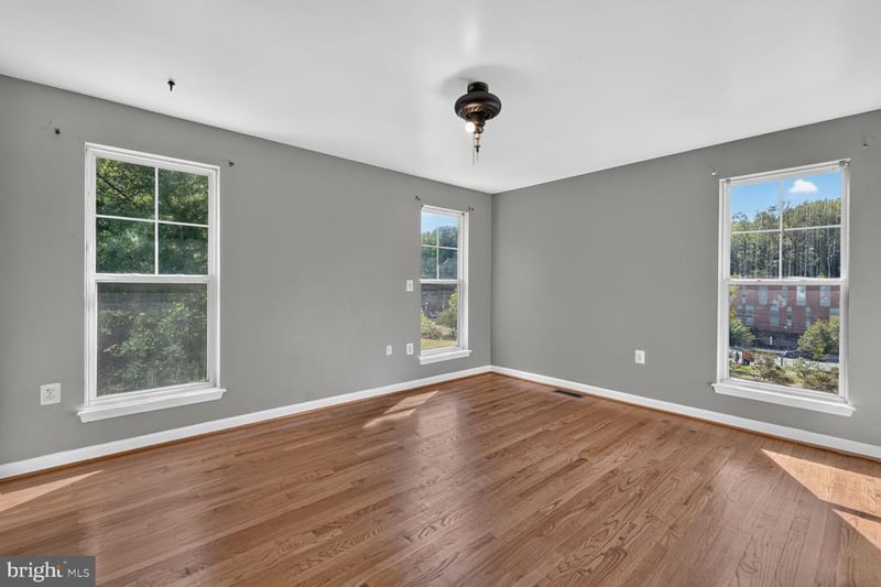 4861 F Street Se SE, Washington, DC 20019