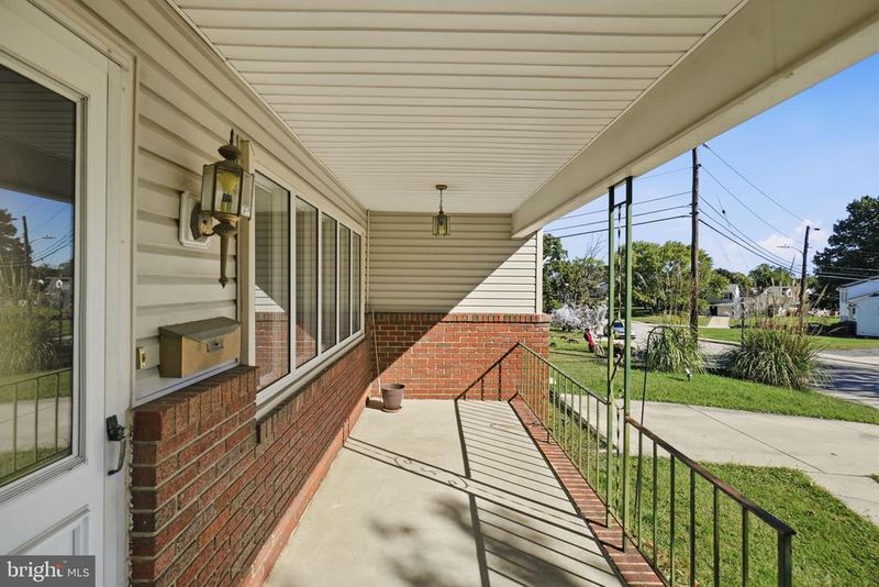 619 Baylor Rd, Glen Burnie, MD 21061