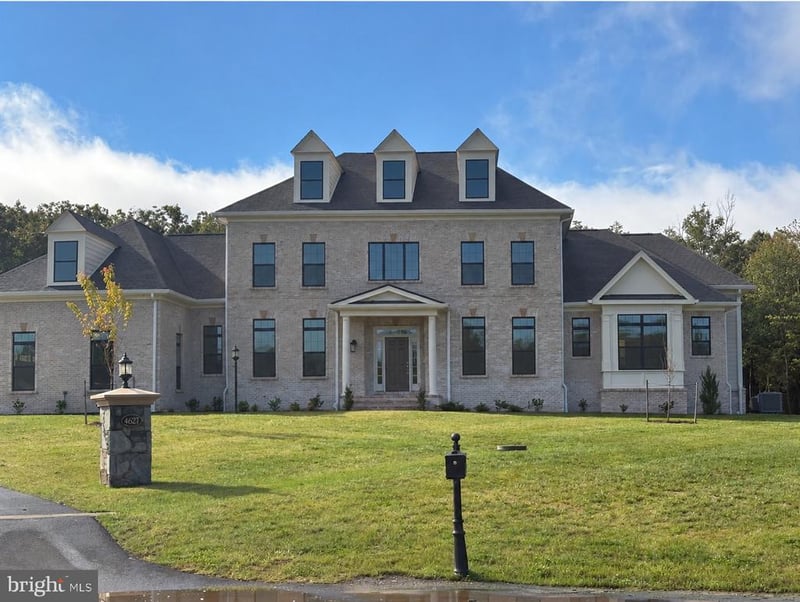 4627 Fairfax Manor Ct, Chantilly, VA 20151
