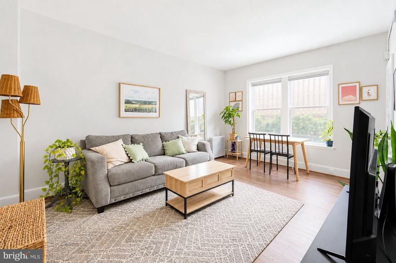 1820 Clydesdale Pl NW #112, Washington, DC 20009