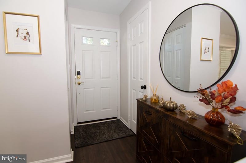 4032 Championship Dr, Annandale, VA 22003